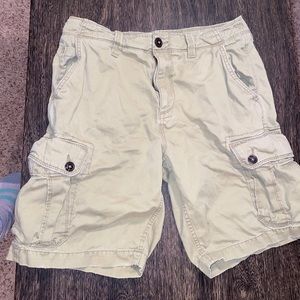 American Eagle cargo shorts size 32